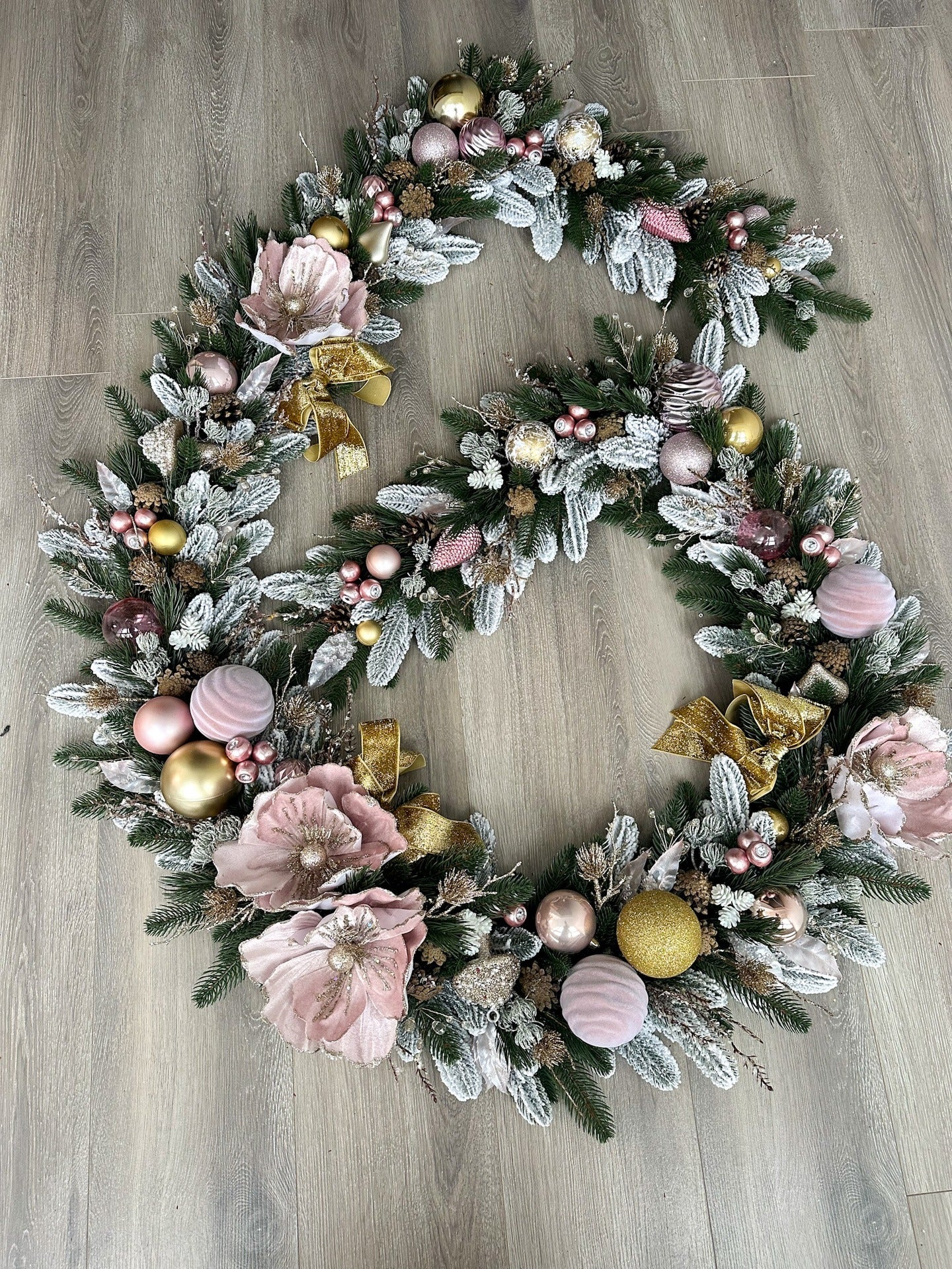 Guirlanda Natalina Jardim Rosé Dourado