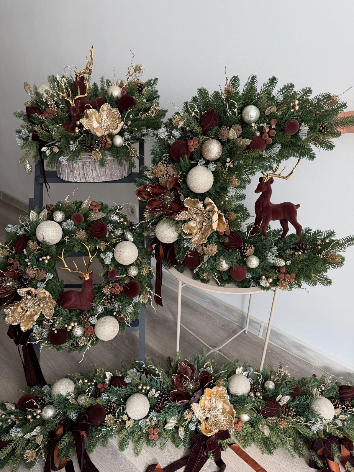 Conjunto Natalino Bosque Imperial – Bordô & Dourado