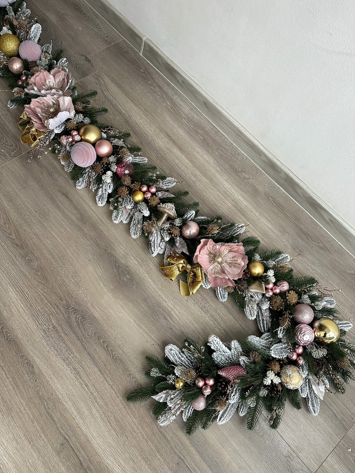 Guirlanda Natalina Jardim Rosé Dourado